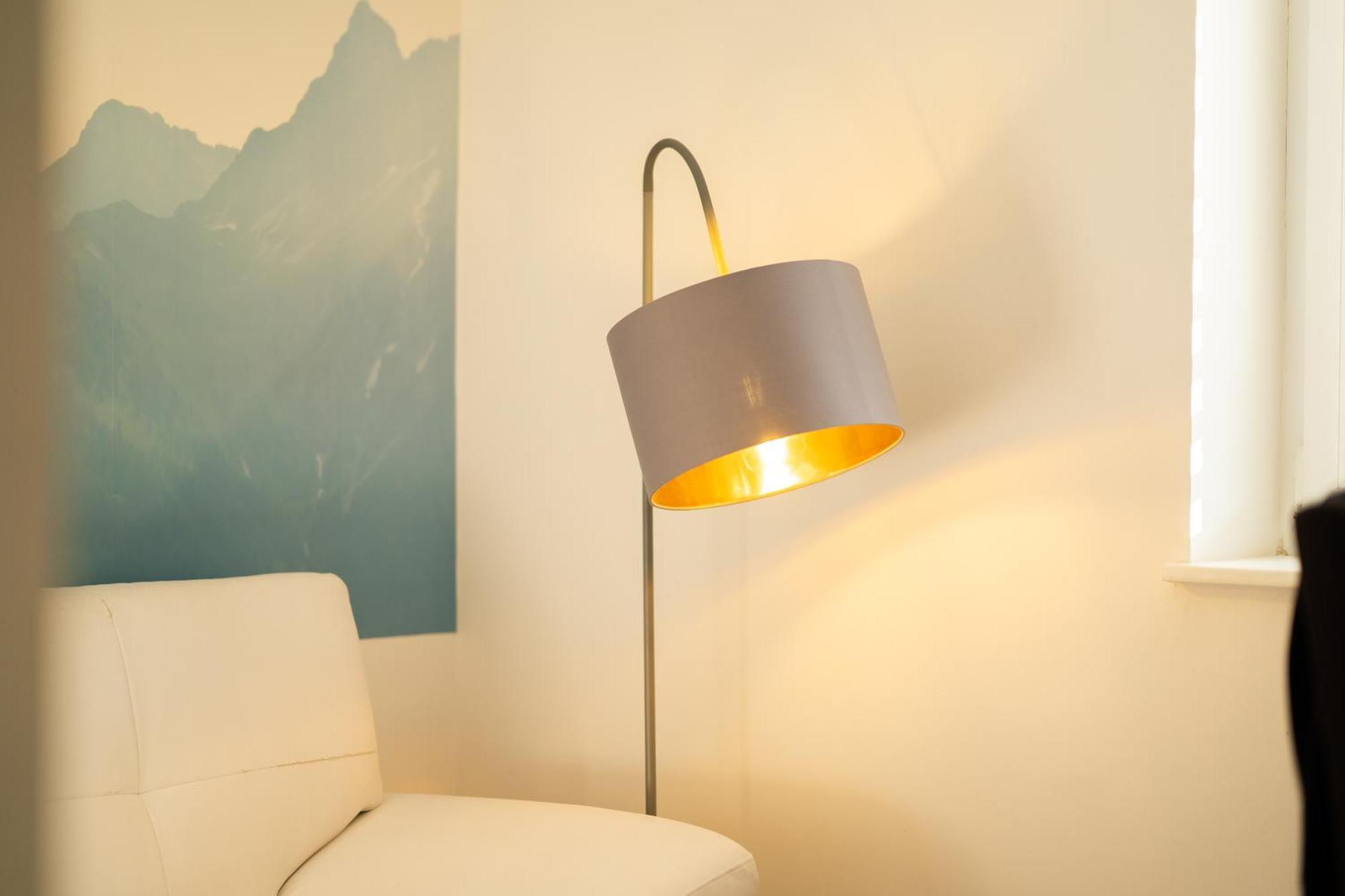Homy Oasis In Apartment *